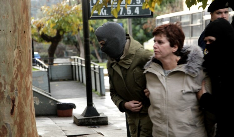 Με 1 εκατ. ευρώ... έφτασαν στη Ρούπα