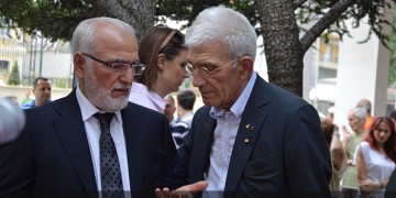 Αποθέωση Ιβάν Σαββίδη από Μπουτάρη