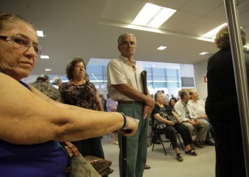 Σύνταξη από τον ΕΦΚΑ μόνο με ηλεκτρονική αίτηση