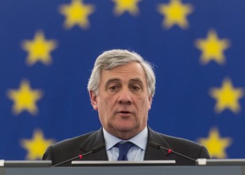 Αναδίπλωση Ταγιάνι μετά το σάλο για τον Μέγα Αλέξανδρο και τη «Μακεδονία»