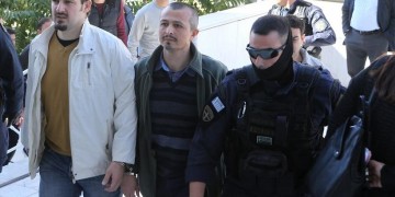 Греческий прокурор предложил не выдавать Турции четырех бежавших военных