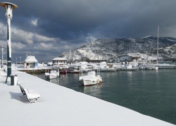 Νέα επιδείνωση του καιρού από το απόγευμα – Πού θα χιονίσει, πού θα βρέξει