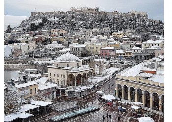 Υπέροχες φωτογραφίες από την χιονισμένη Αθήνα