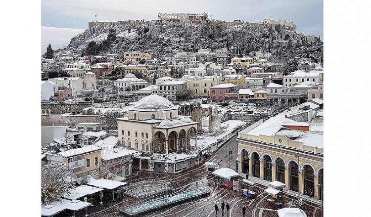 Υπέροχες φωτογραφίες από την χιονισμένη Αθήνα