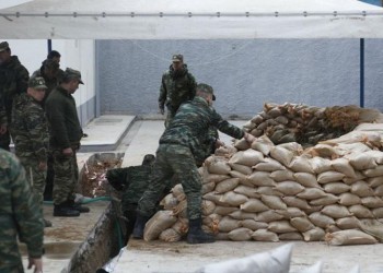 В Салониках эвакуируют 72 тысячи человек из-за найденной авиабомбы