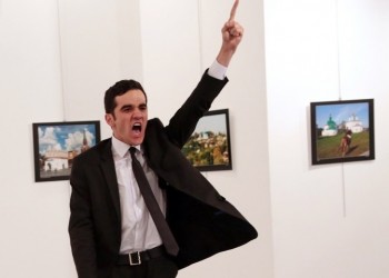 World Press Photo: Τρόμος, βία και πόνος στις φωτογραφίες που διακρίθηκαν στο διεθνή διαγωνισμό