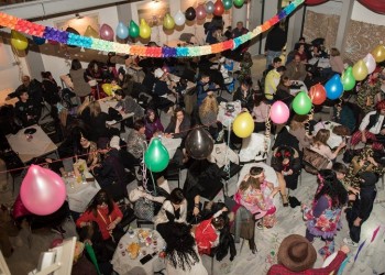 Φόρεσε τα αποκριάτικά του και ξεφάντωσε «Ο Φάρος» Αγίας Βαρβάρας (φωτο)