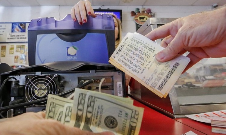 Ένα και μόνο δελτίο κέρδισε το Powerball των 435 εκατ. δολαρίων στις ΗΠΑ