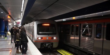 Ξυλοδαρμός σπουδαστή της σχολής Ευελπίδων στο μετρό