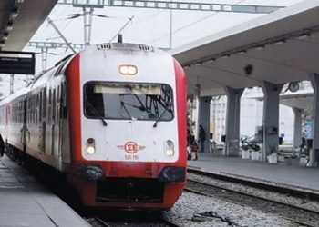 Εκτροχιασμός μηχανής τρένου στη γραμμή Αθήνα-Θεσσαλονίκη