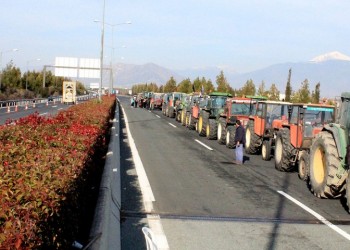 Συνάντηση με Δραγασάκη και με συναρμόδια υπουργεία ζητούν οι αγρότες