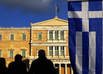 Εκλογές και Grexit βλέπει ο Economist