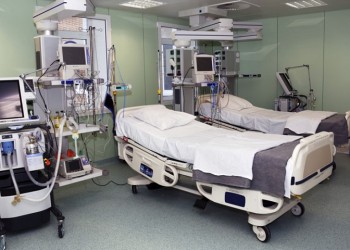 Ρουμανία: Ασθενής έπιασε φωτιά στo χειρουργείο