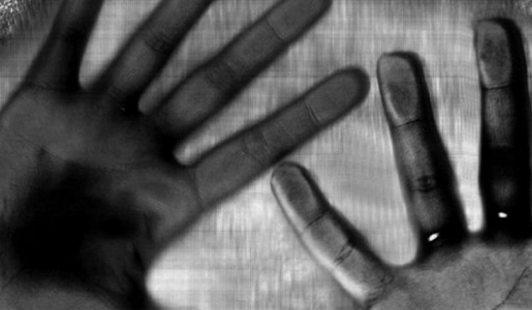 Σύλληψη 39χρονου για αποπλάνηση ανήλικων αγοριών