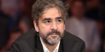 Τουρκία: Καταδικάστηκε ερήμην ο Γερμανοτούρκος δημοσιογράφος Ντενίζ Γιουτζέλ