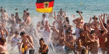 70% άνοδο ο ελληνικός τουρισμός το καλοκαίρι