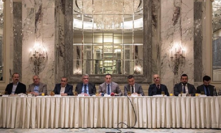 Δέκα πρώην πρόεδροι των Γκρίζων Λύκων λένε «όχι» στο δημοψήφισμα του Ερντογάν
