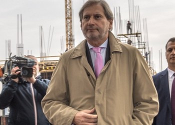 Οι Βρυξέλλες παγώνουν την προενταξιακή βοήθεια στην Τουρκία