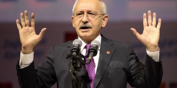 Πεπεισμένος για τη νίκη του «όχι» ο Κεμάλ Κιλιτσντάρογλου