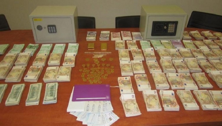 Προφυλακίστηκε ο αρχηγός του κυκλώματος τοκογλύφων