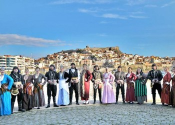 Το νέο Διοικητικό Συμβούλιο του Ομίλου Ποντίων Χορευτών Καβάλας