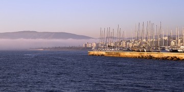 Καιρός: Κρύο και νεφώσεις με τοπικές βροχές την Πέμπτη