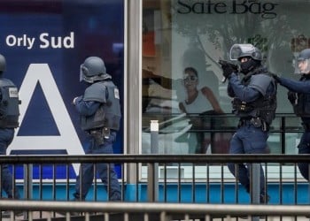 Ένας 39χρονος ποινικός ο δράστης της επίθεσης στο Ορλί