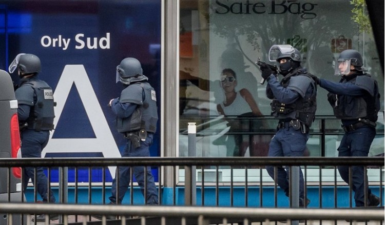 Ένας 39χρονος ποινικός ο δράστης της επίθεσης στο Ορλί