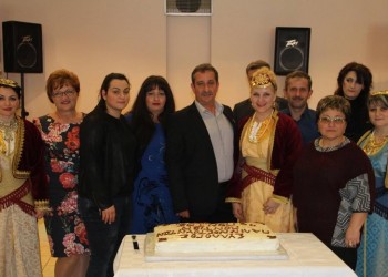 Έκοψαν τη βασιλόπιτά τους οι παλιννοστούντες Πόντιοι της Λάρισας (φωτο)