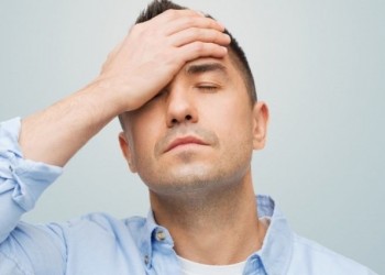 Ξυπνάτε με πονοκέφαλο; – Μάθετε γιατί