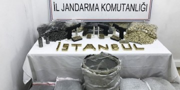 Πάνω από 200.000 παράνομες σφαίρες κατασχέθηκαν σε εργοστάσιο για βίδες στην Κωνσταντινούπολη