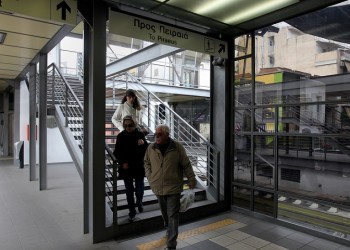 Υπέρογκα ποσά σε ιδιωτικές εταιρίες για τη φύλαξη σταθμών της ΣΤΑΣΥ
