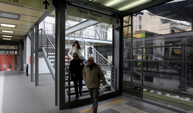 Υπέρογκα ποσά σε ιδιωτικές εταιρίες για τη φύλαξη σταθμών της ΣΤΑΣΥ