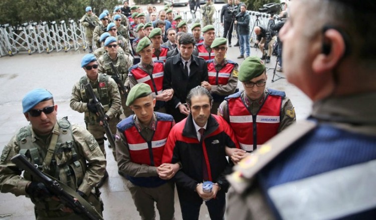 Μεγάλη ανησυχία στην Άγκυρα: Ευρωπαϊκή χώρα έδωσε άσυλο σε 4 αξιωματικούς