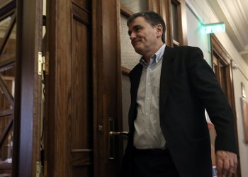 Ο Τσακαλώτος και η... Σκάρλετ Γιόχανσον (βίντεο)