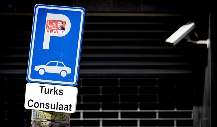 Αποδείξεις – Ο Ερντογάν σχεδίασε την κρίση με την Ολλανδία