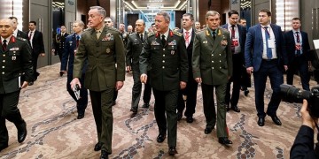 Τι συζητήθηκε στη μυστική σύσκεψη των ΓΕΕΘΑ ΗΠΑ, Ρωσίας, Τουρκίας στην Αττάλεια