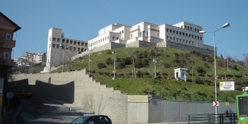 Επιστρέφουν οι οικογένειες των Αμερικανών διπλωματών στην Πόλη