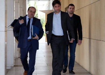 Χωρίς συμφωνία αναχωρούν οι θεσμοί