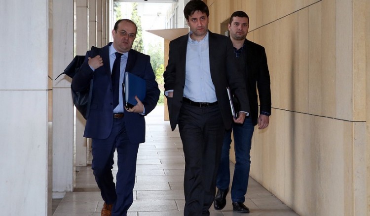 Χωρίς συμφωνία αναχωρούν οι θεσμοί