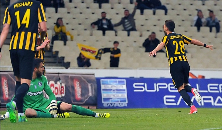 Super League: Στα πλέι οφ με «πεντάρα» η ΑΕΚ