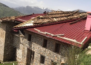 Τα πήρε όλα και τα σήκωσε ο αέρας στον Πόντο (φωτο, βίντεο)