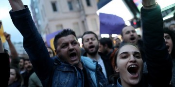 Τρίμηνη παράταση της κατάστασης έκτακτης ανάγκης στην Τουρκία