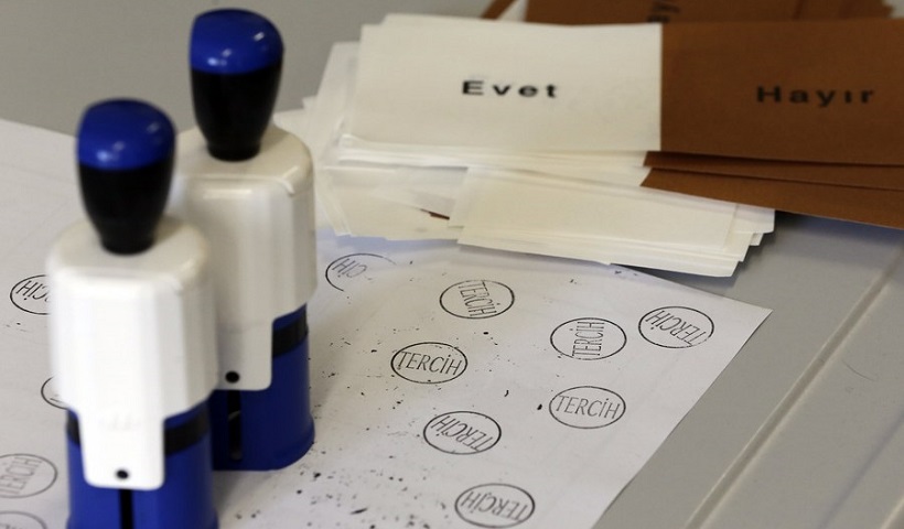 Βίντεο-ντοκουμέντο με περιστατικό νοθείας στο δημοψήφισμα της Τουρκίας