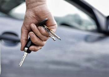 Χαράτσι-σοκ σε μισθωτούς που χρησιμοποιούν εταιρικά αυτοκίνητα