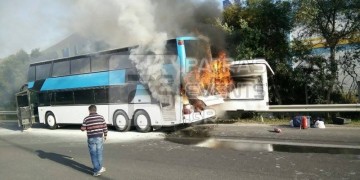 Πάτρα: Παρ’ ολίγο τραγωδία από φωτιά σε λεωφορείο που μετέφερε μαθητές (βίντεο)