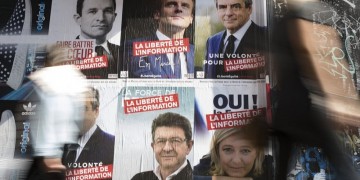 Εκλογές στη Γαλλία: Αμφίρροπη μάχη μέχρι την τελευταία στιγμή