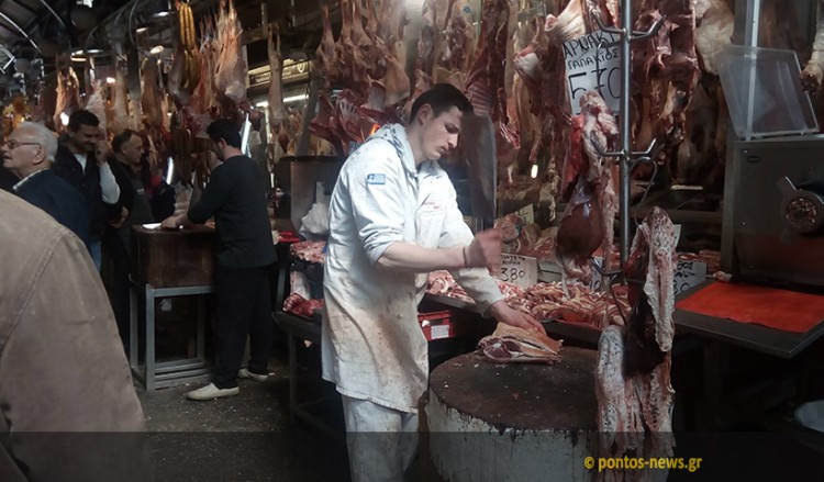 Αρκετός κόσμος αλλά λίγα τα ψώνια στο Καπάνι της Θεσσαλονίκης