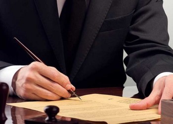 Λύση για το φόρο κληρονομιάς αναζητά το ΥΠΟΙΚ