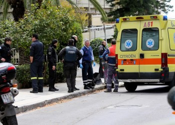 Κρυμμένος στη ντουλάπα για 14 ώρες ο ληστής στο Παλαιό Φάληρο